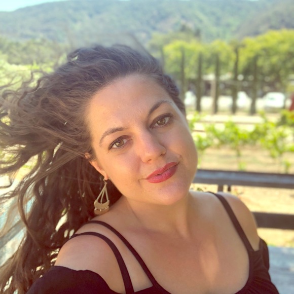 Meet your Posher, Kate. - Picture 1 of 1